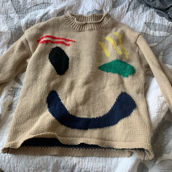 Cute Double sided smiley face sweater - Picture 1 of 2